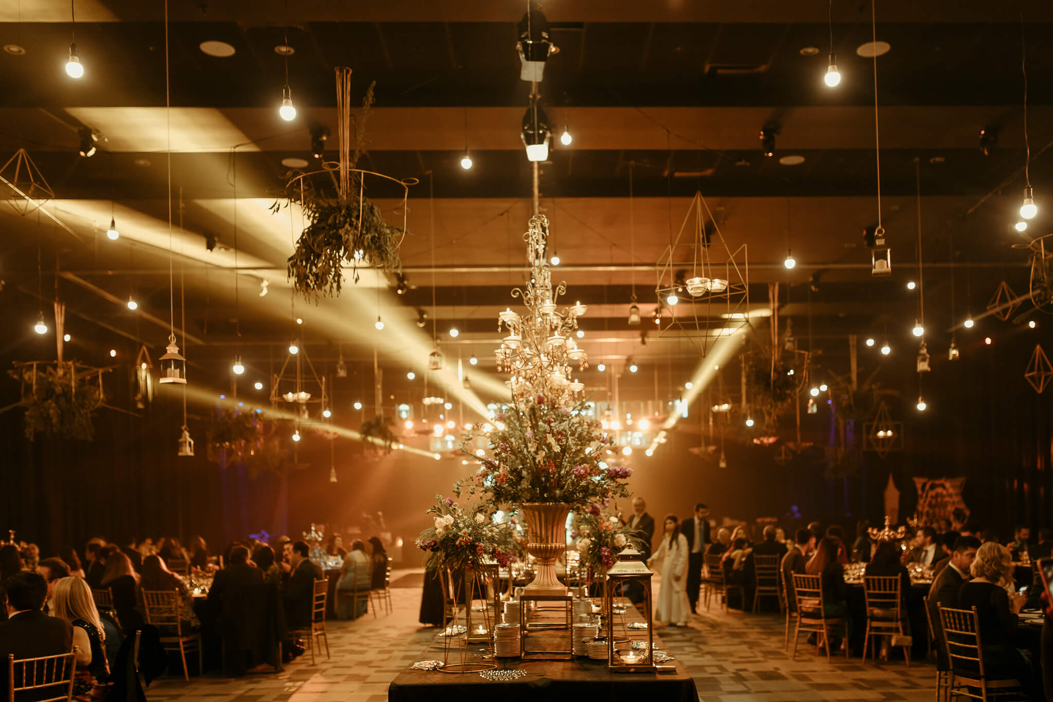 Matrimonio real producido por Louder — iluminación y ambientación en el sur de Chile